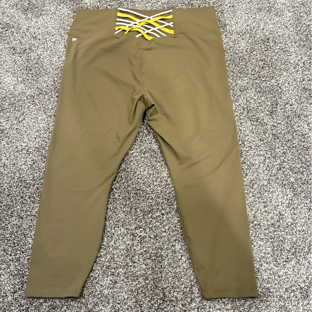 Fabletics Olive Green Powerhold Leggings Capri 3x